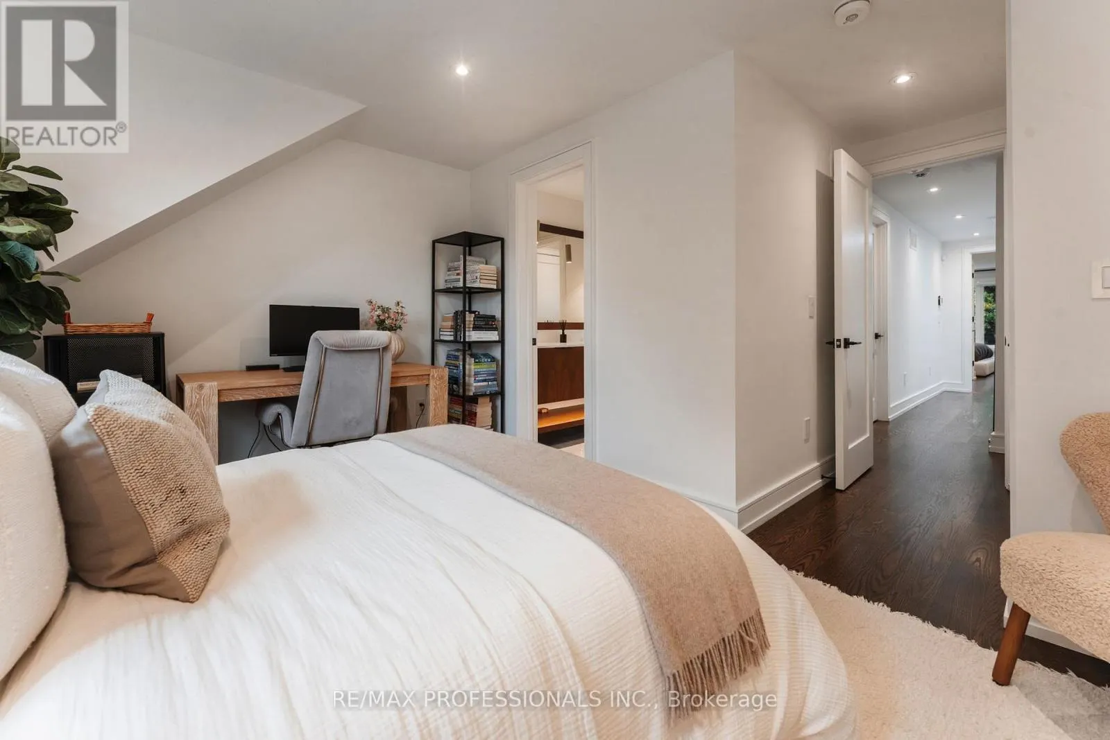 12 MAYFIELD AVENUE