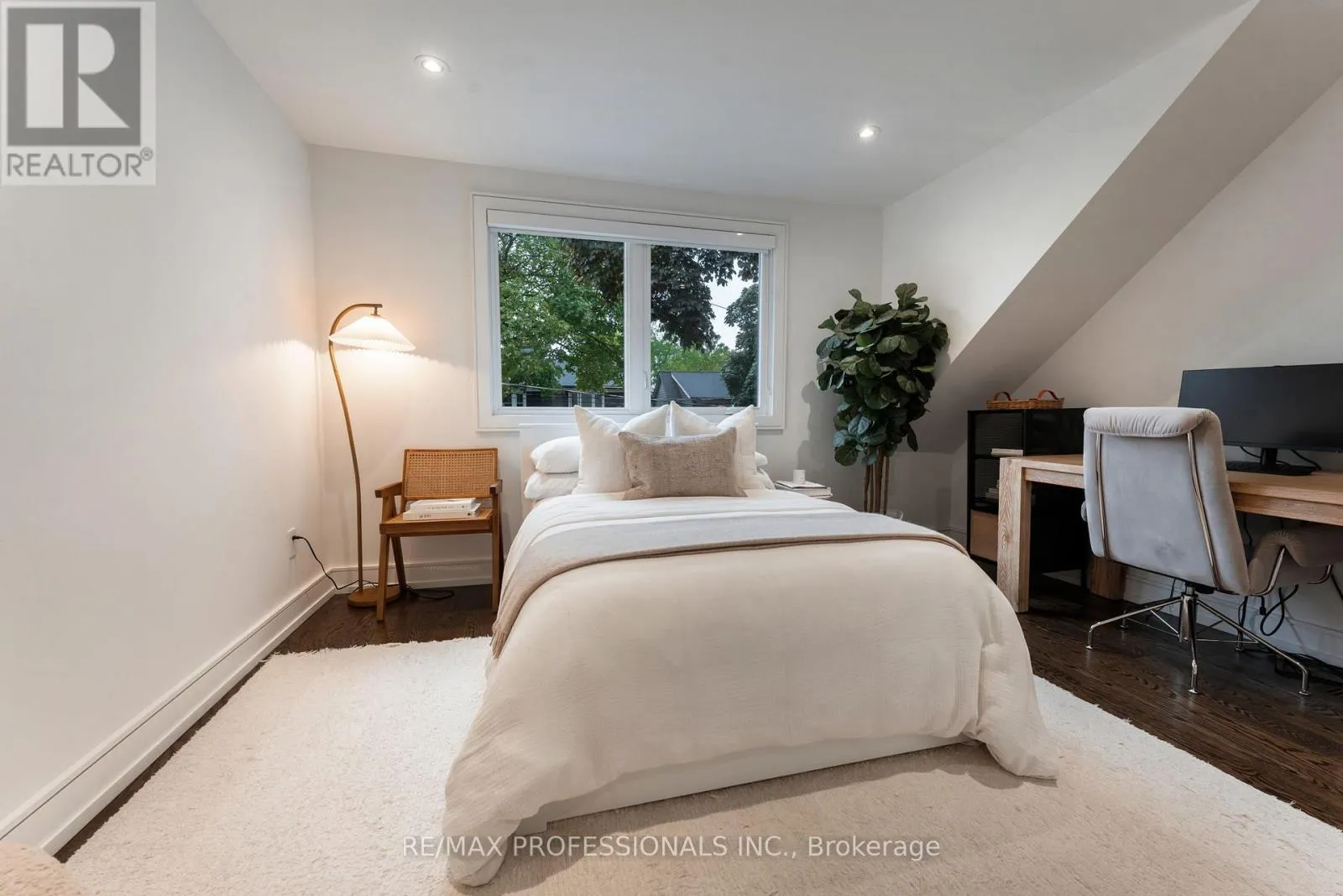 12 MAYFIELD AVENUE