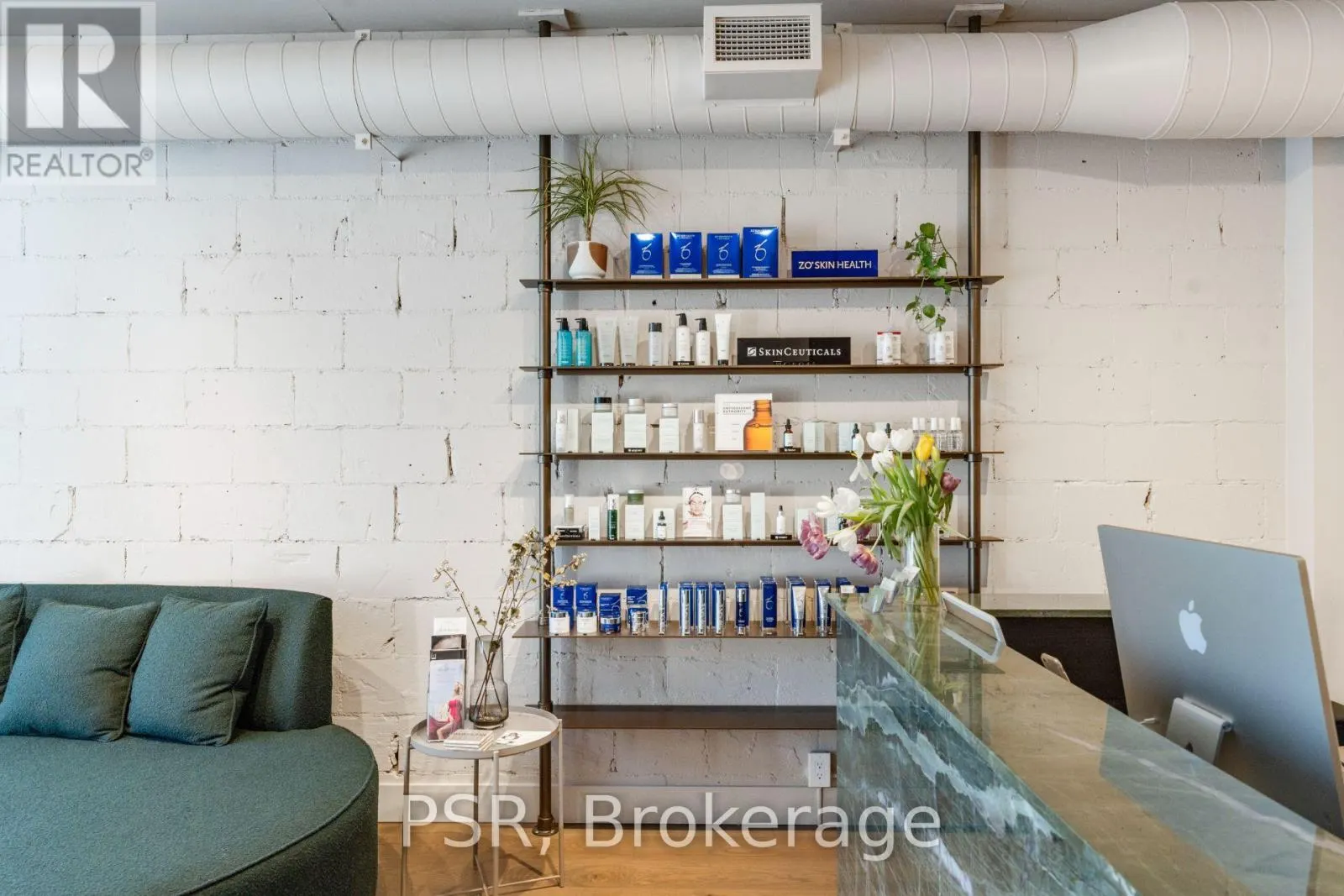 1656 QUEEN STREET W
