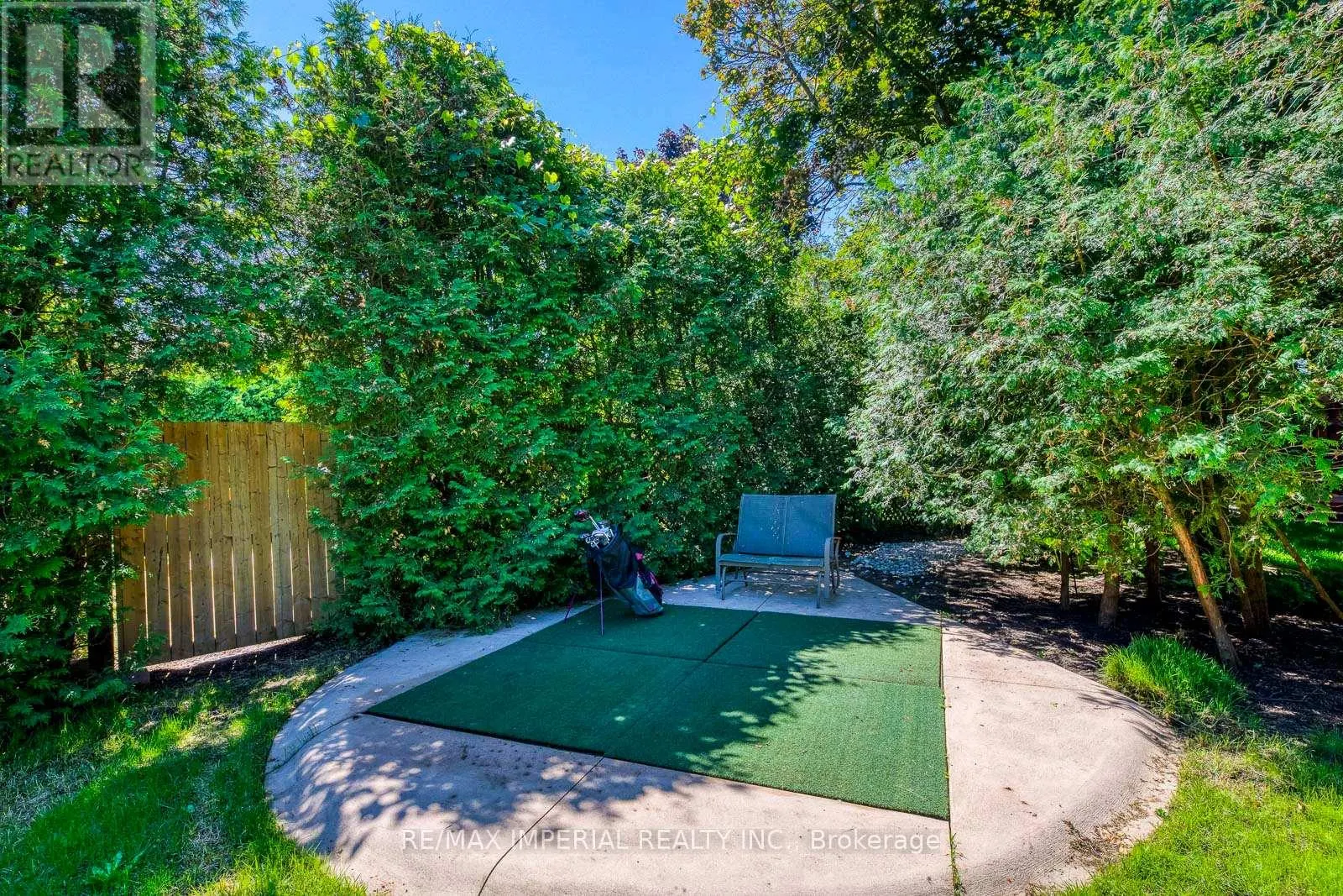 341 ACACIA COURT
