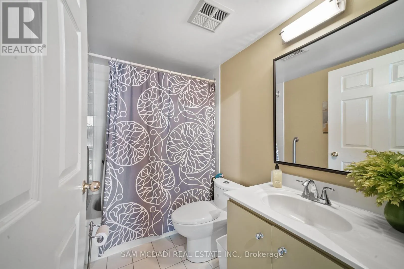 1109 - 1485 LAKESHORE ROAD E