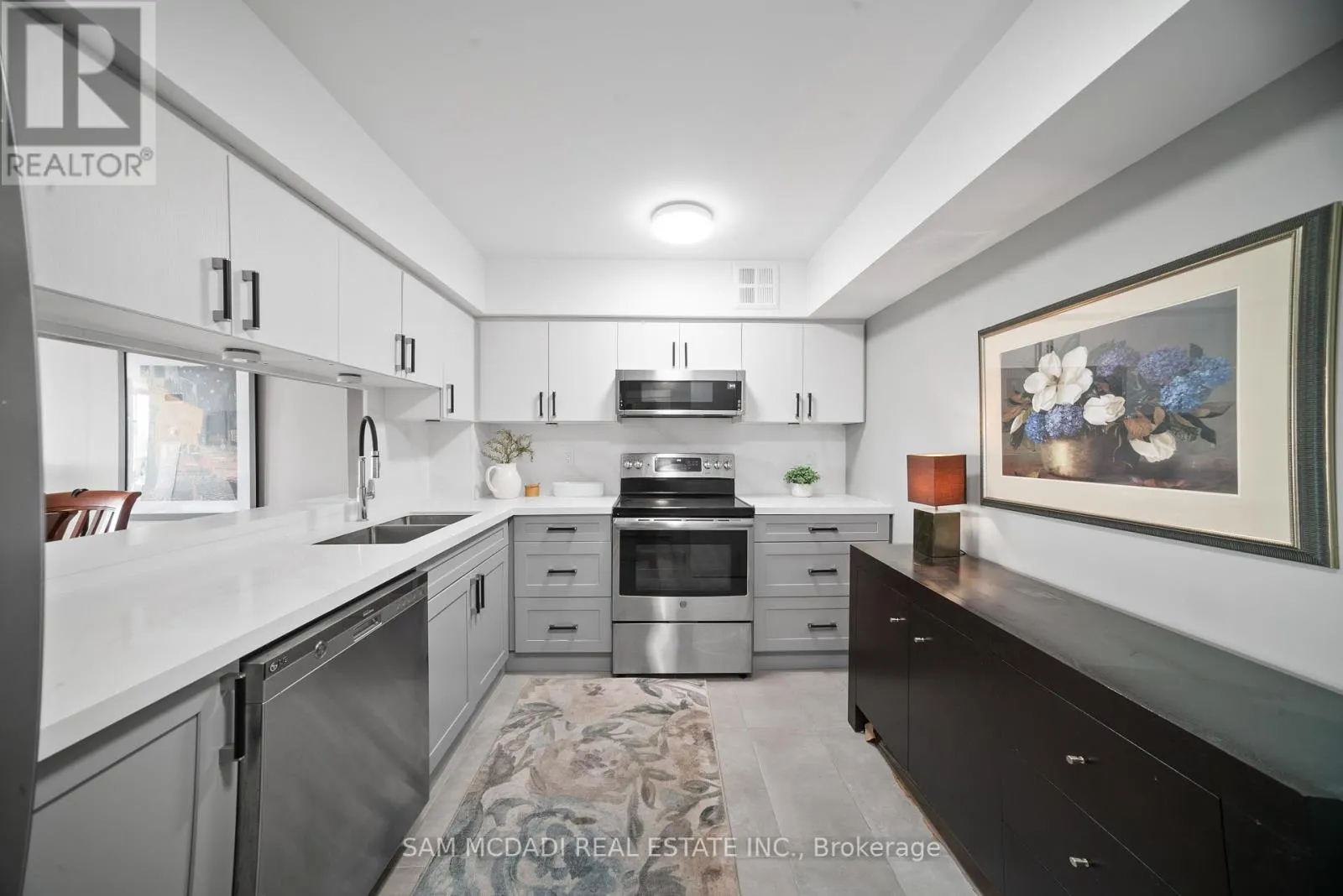 1109 - 1485 LAKESHORE ROAD E