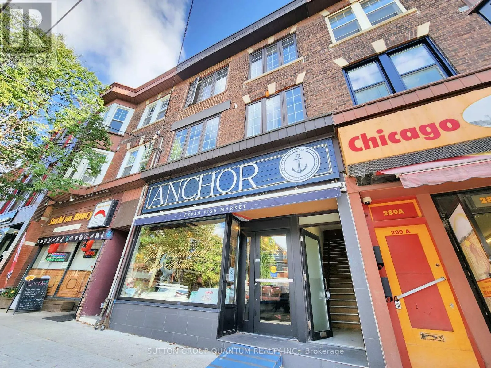 UPPER - 291 RONCESVALLES AVENUE