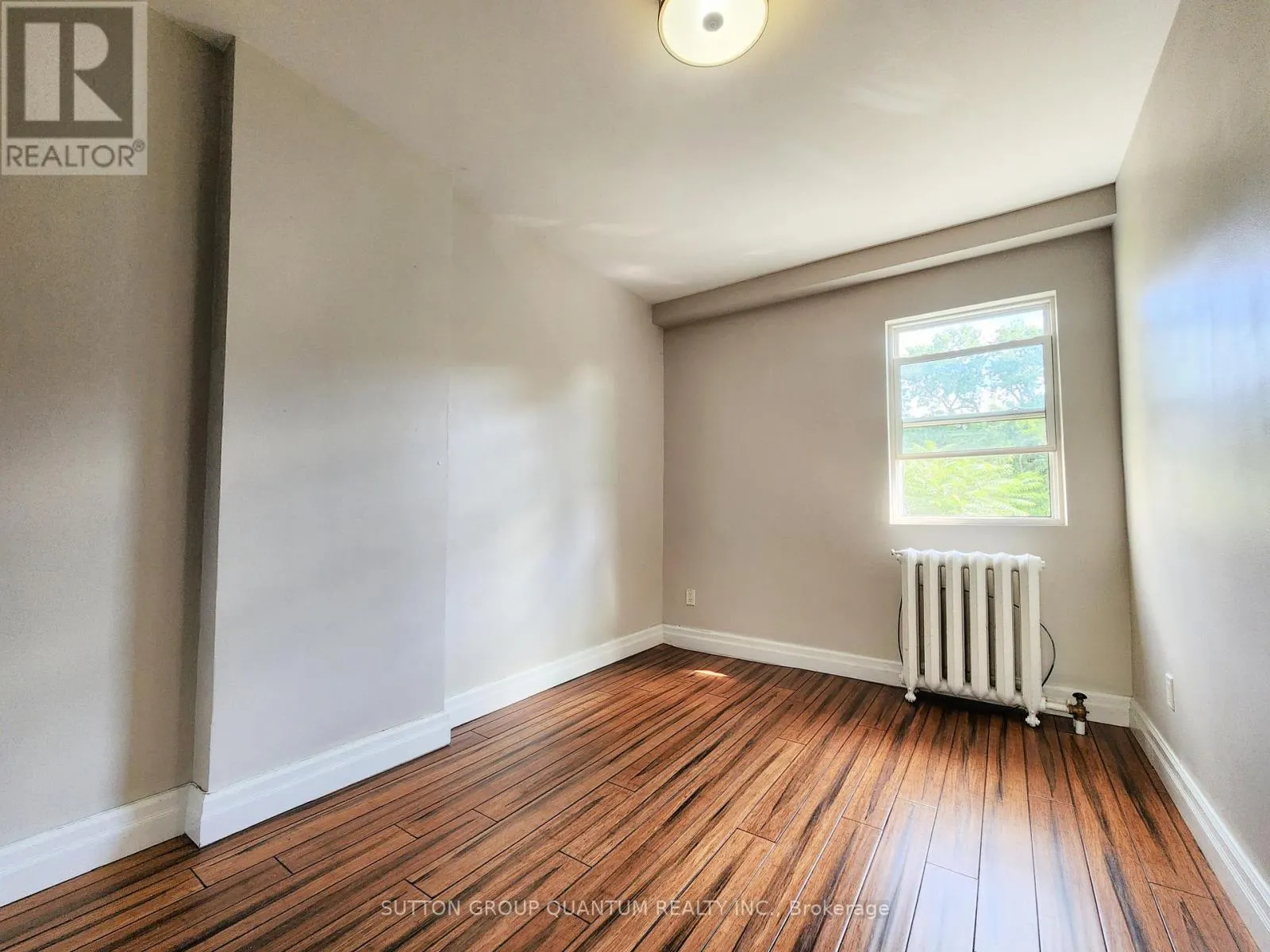 UPPER - 291 RONCESVALLES AVENUE