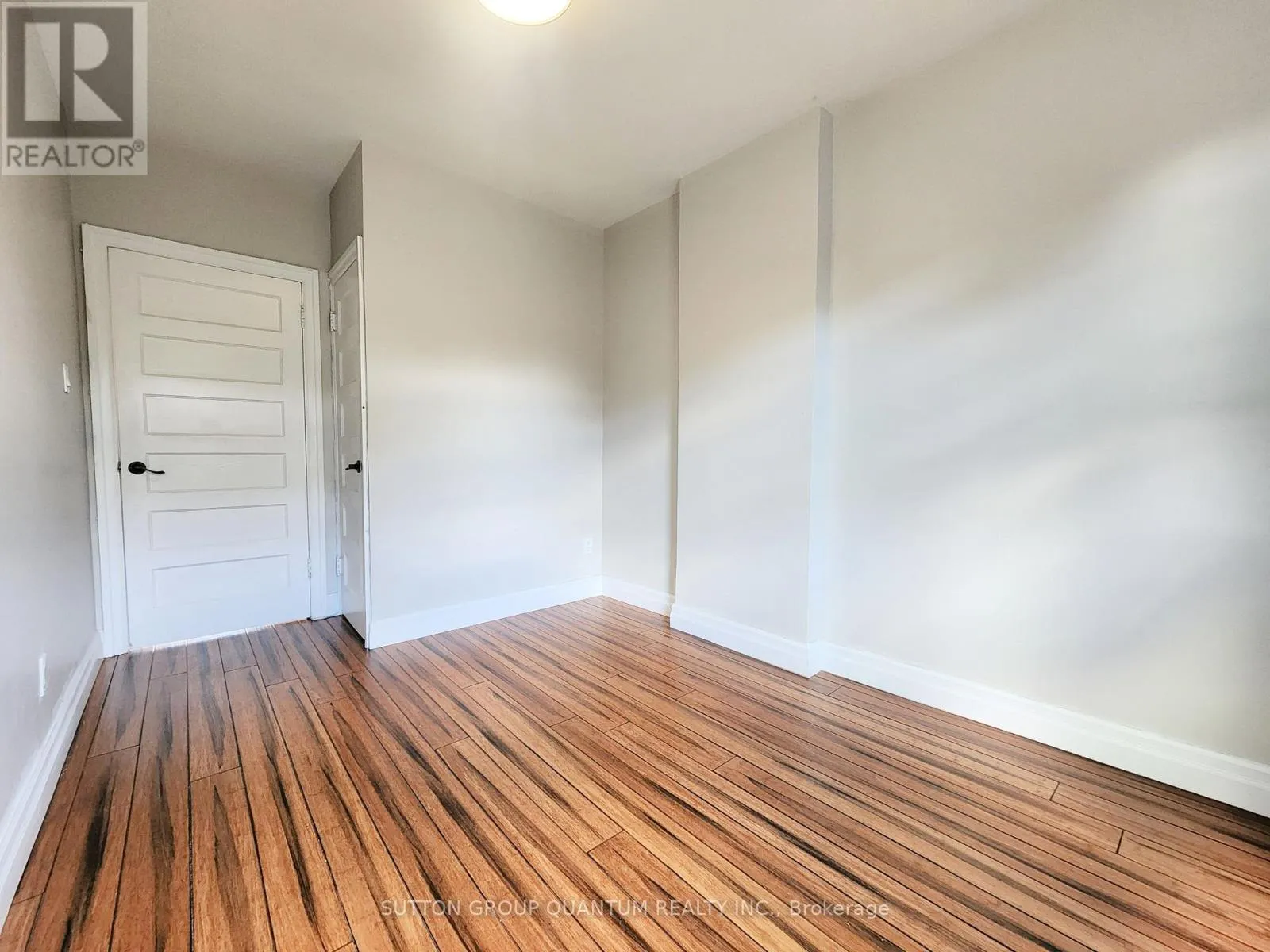 UPPER - 291 RONCESVALLES AVENUE