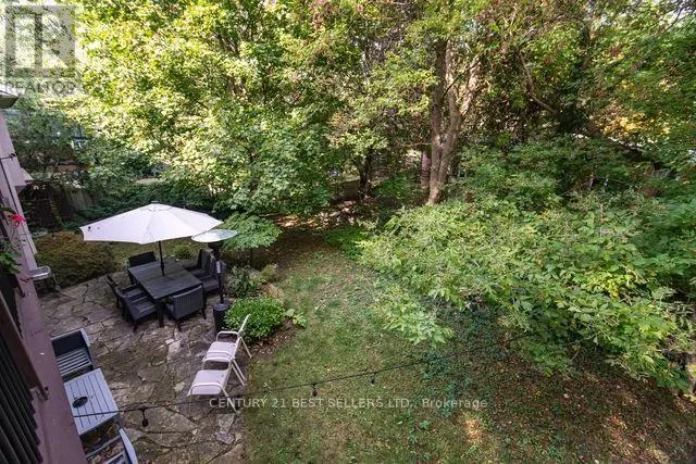 1595 CALVERTON COURT