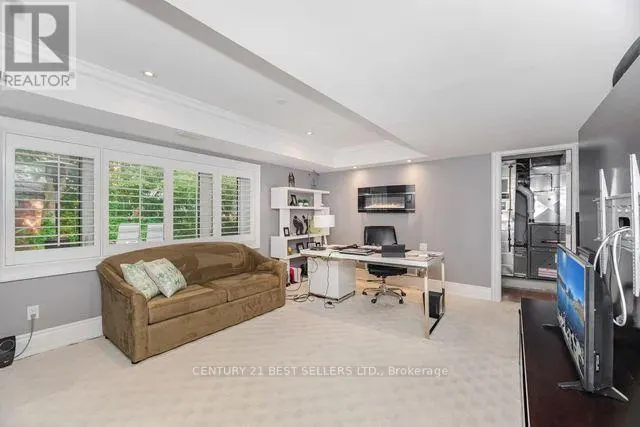 1595 CALVERTON COURT