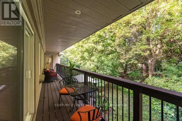 1595 CALVERTON COURT