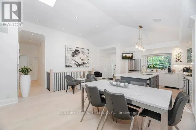 1595 CALVERTON COURT