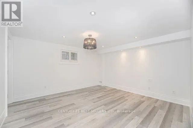1595 CALVERTON COURT