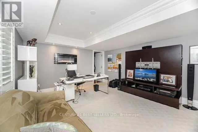 1595 CALVERTON COURT