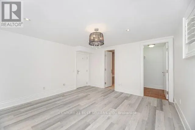 1595 CALVERTON COURT