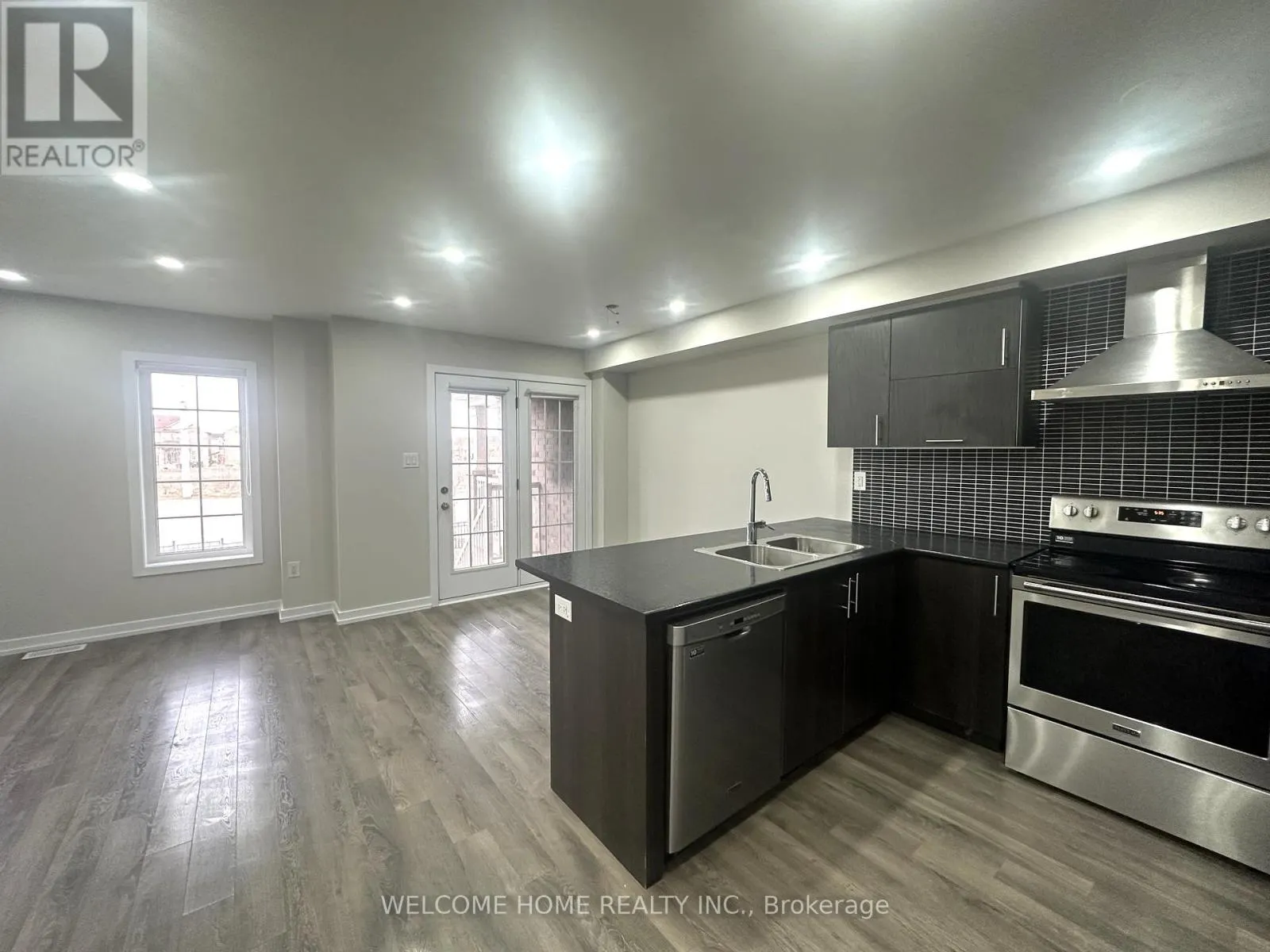 112 GOLDEN SPRINGS DRIVE