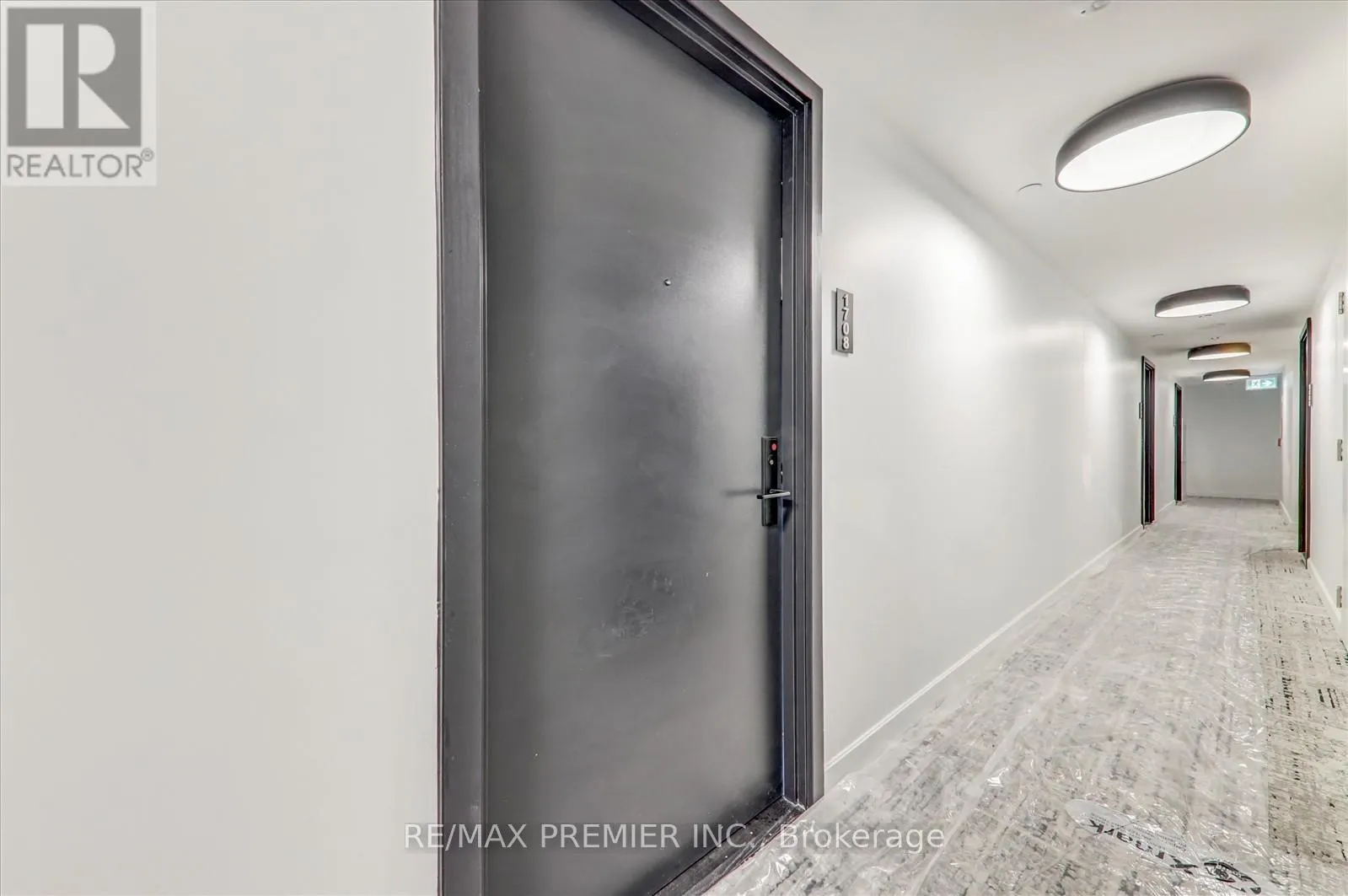 1708 - 89 DUNDAS STREET W