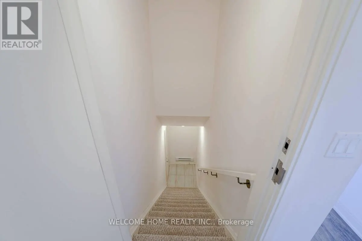 19 - 100 DUFAY ROAD