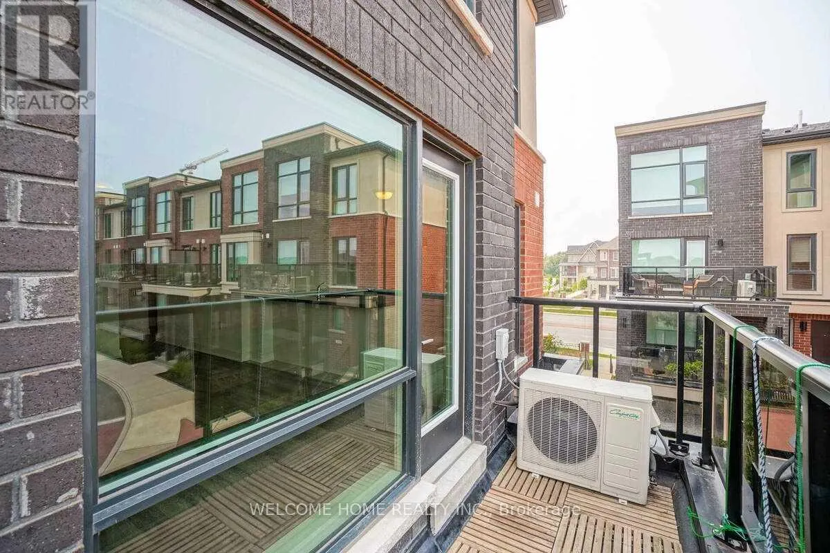 19 - 100 DUFAY ROAD