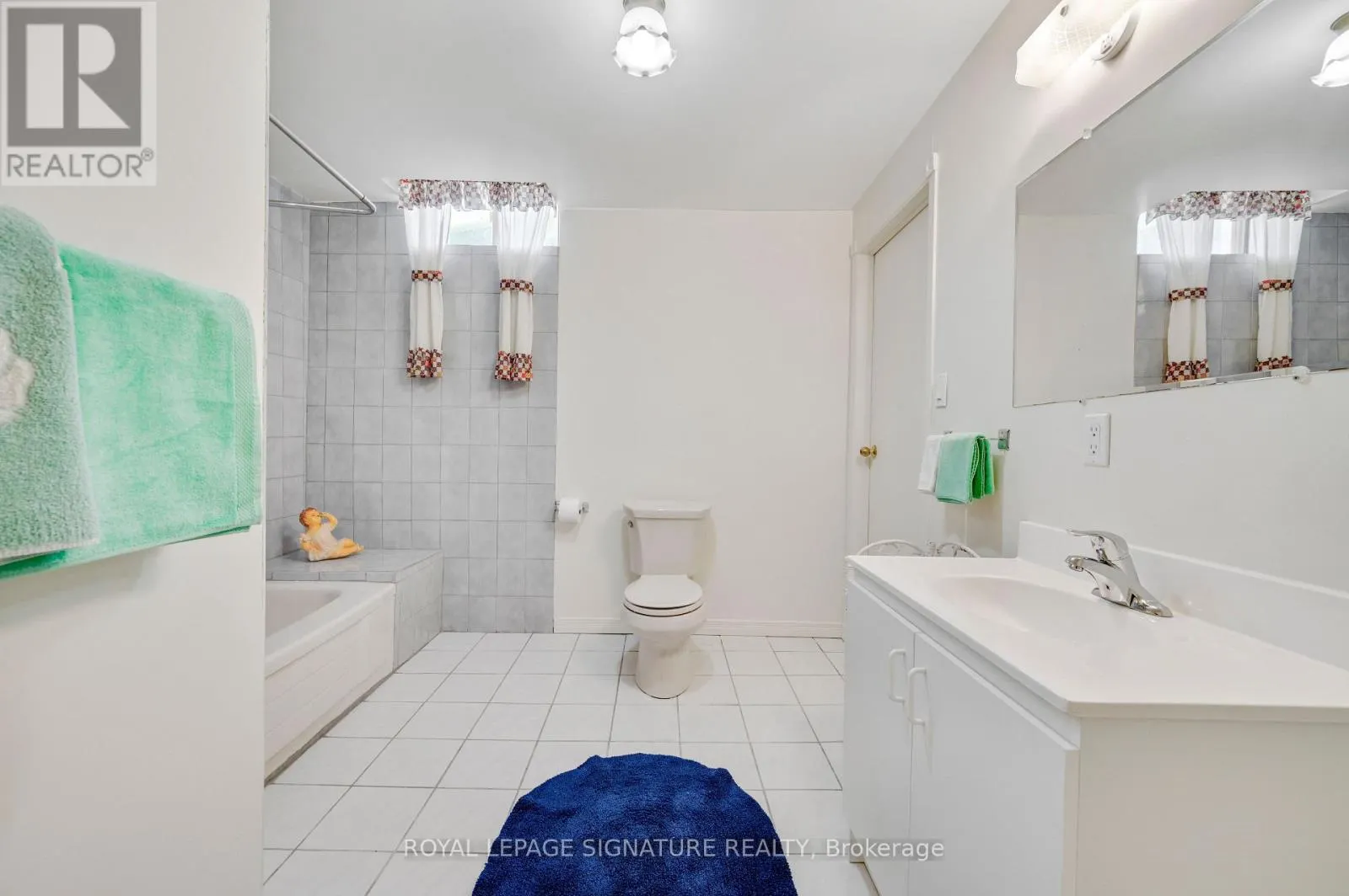 2921 CARADOC LANE