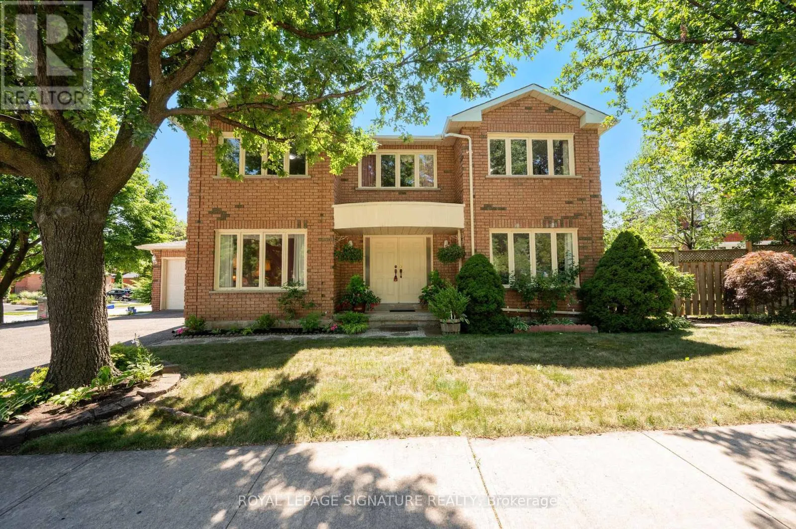 2921 CARADOC LANE