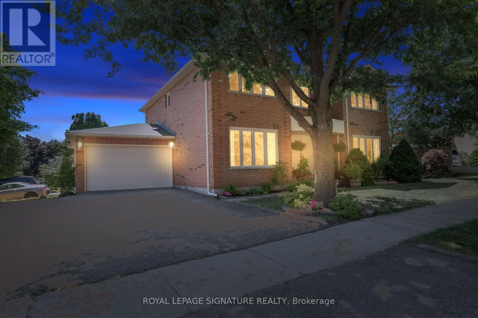 2921 CARADOC LANE