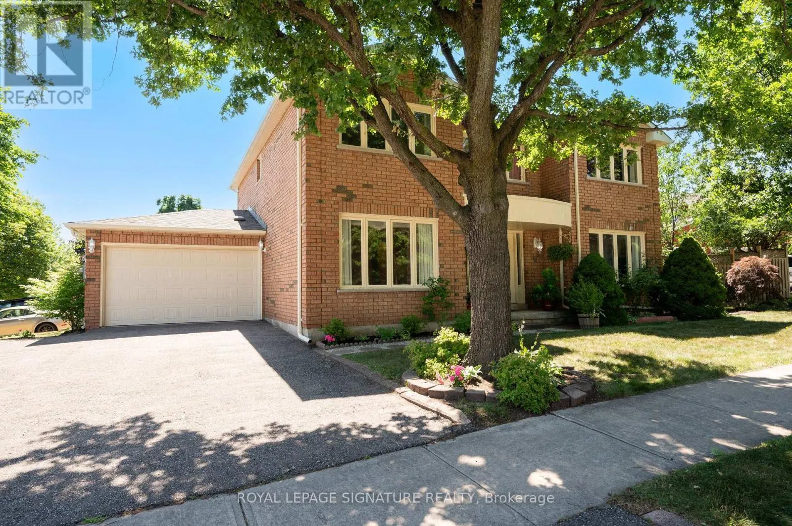 2921 CARADOC LANE