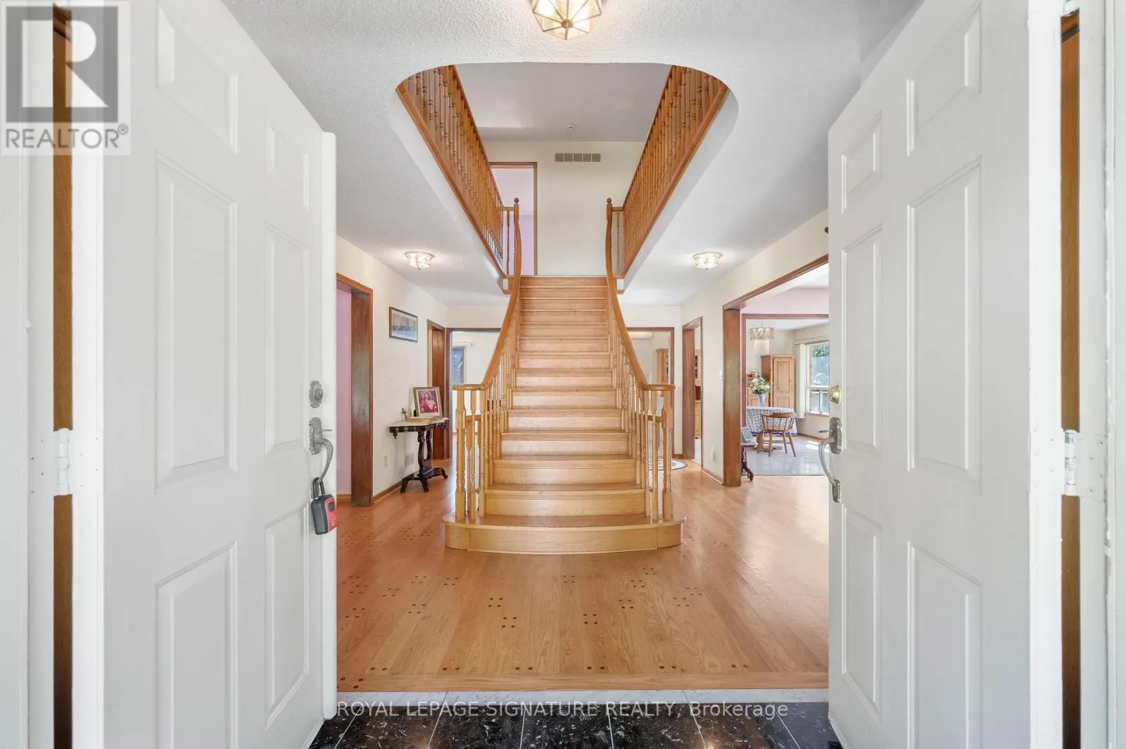 2921 CARADOC LANE