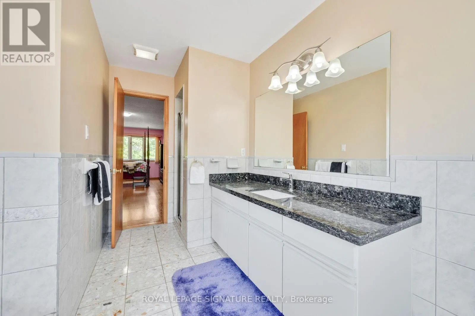 2921 CARADOC LANE