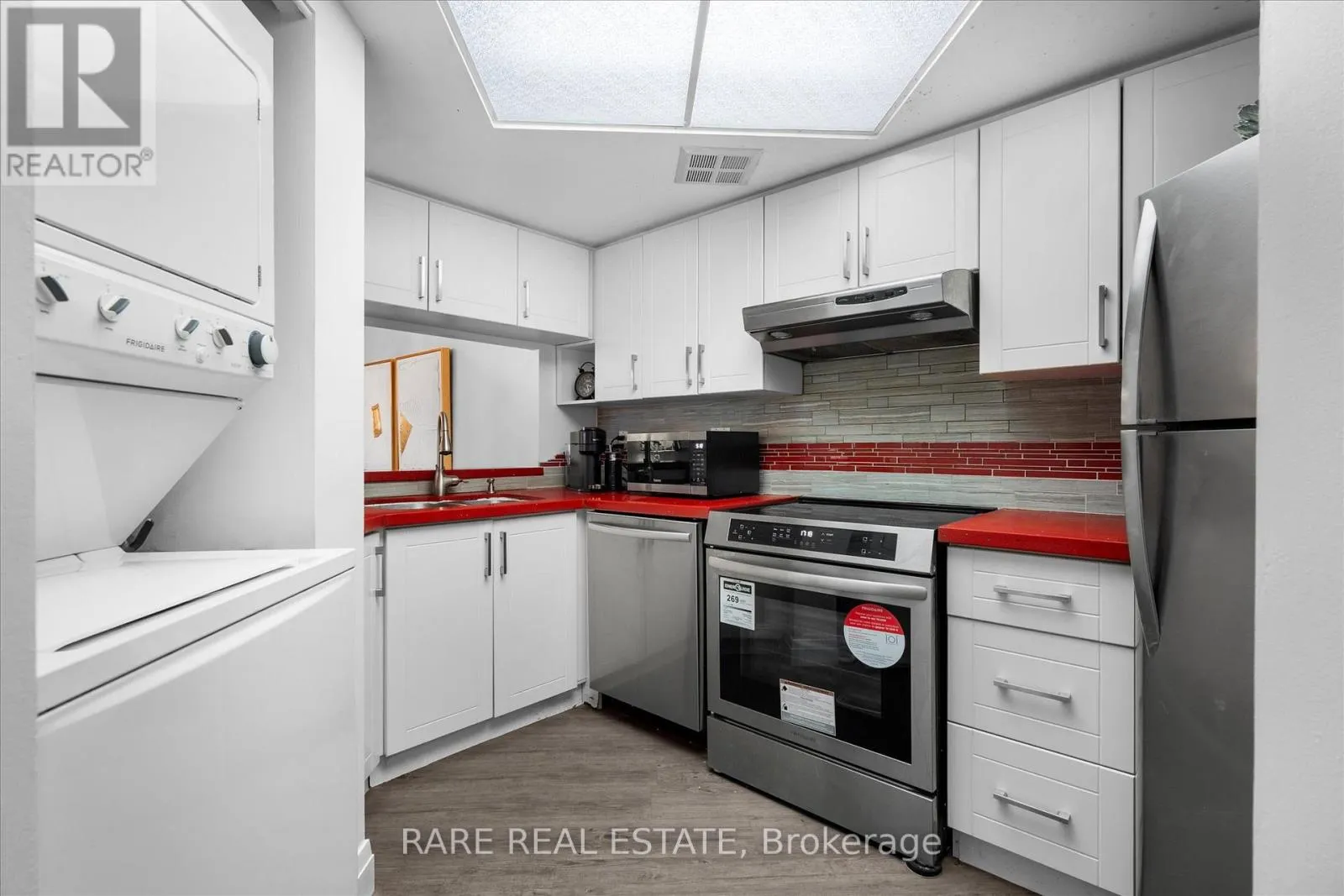 513 - 250 WEBB DRIVE