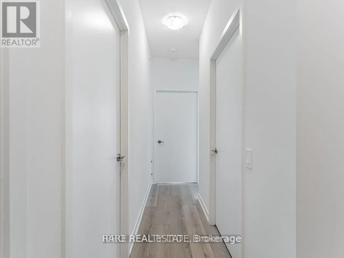 823 - 1787 ST. CLAIR AVENUE