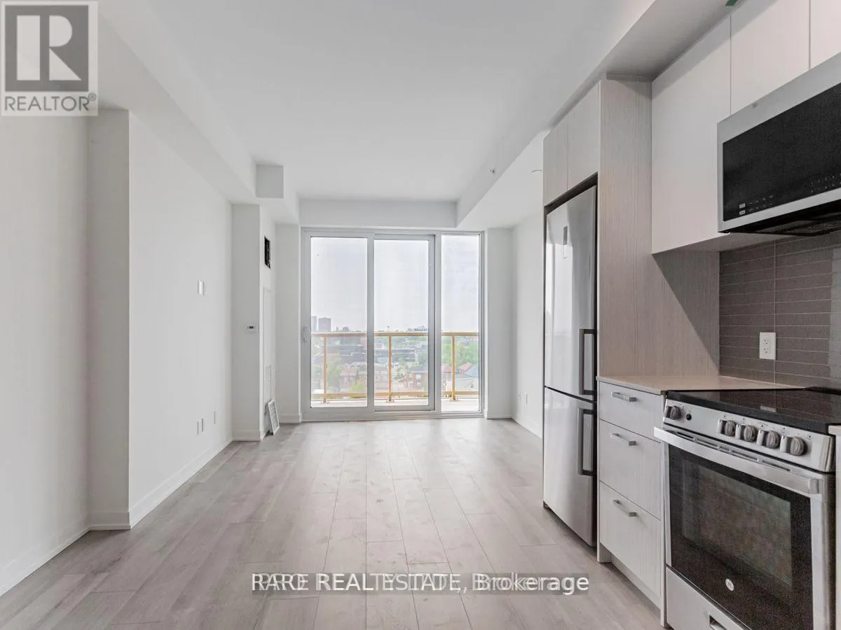 823 - 1787 ST. CLAIR AVENUE
