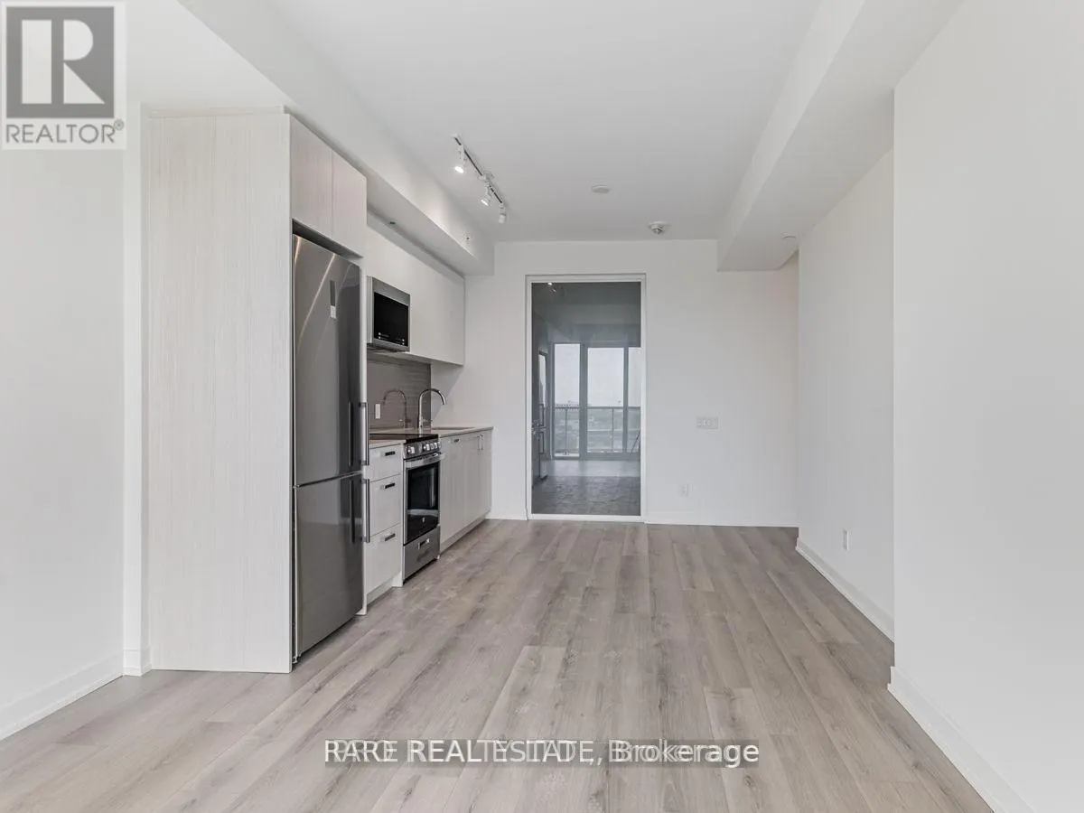 823 - 1787 ST. CLAIR AVENUE