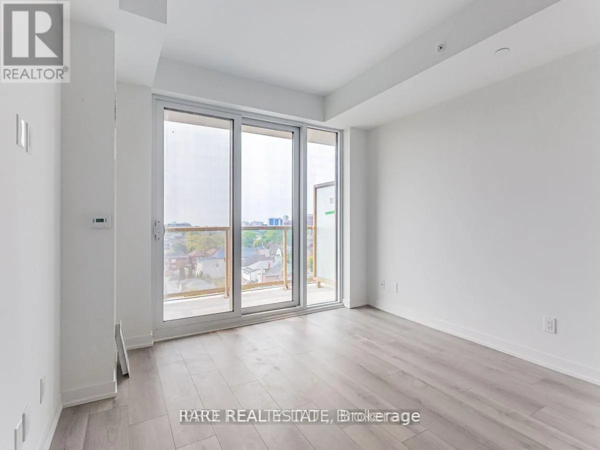 823 - 1787 ST. CLAIR AVENUE