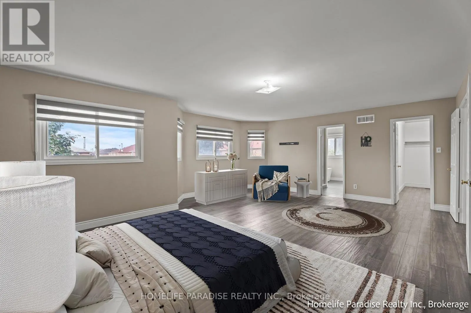 6 IVY LEA COURT