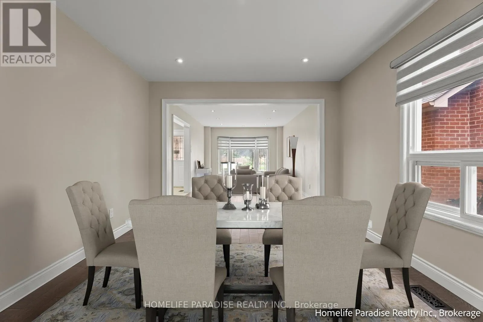 6 IVY LEA COURT
