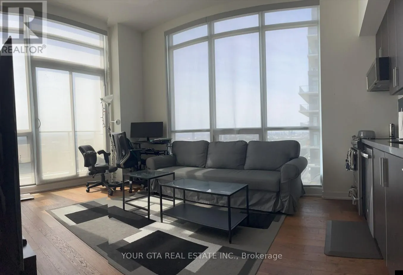 PH05 - 2212 LAKE SHORE BLVD W BOULEVARD
