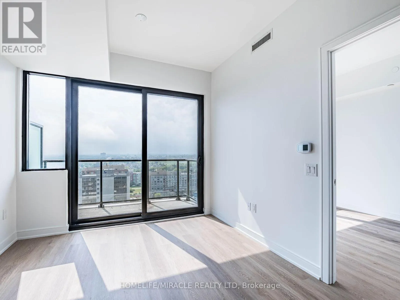 1804 - 3009 NOVAR ROAD