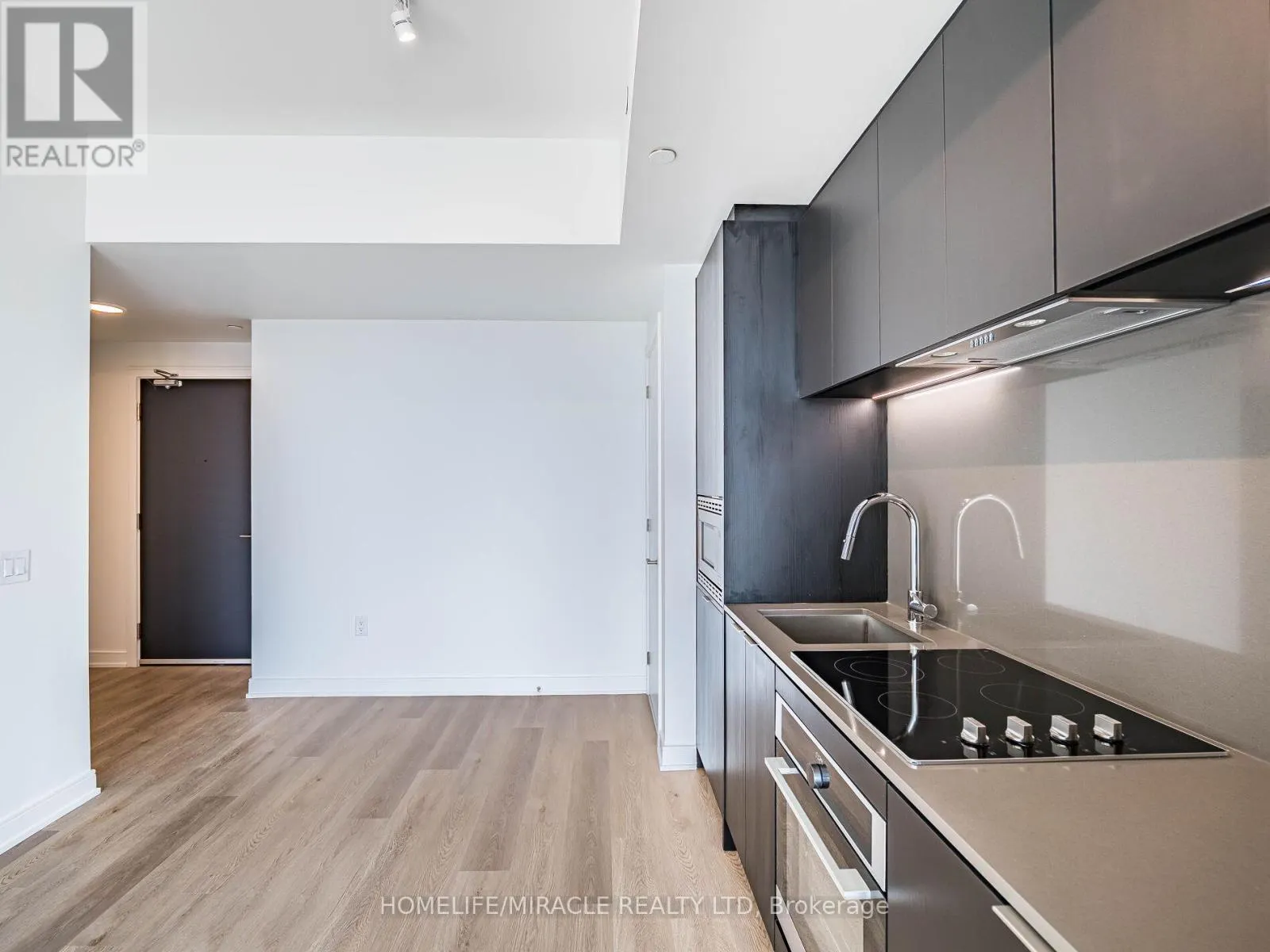 1804 - 3009 NOVAR ROAD