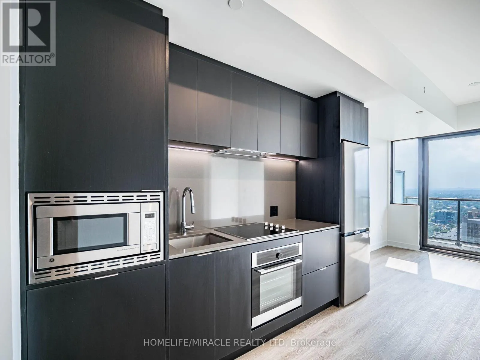 1804 - 3009 NOVAR ROAD