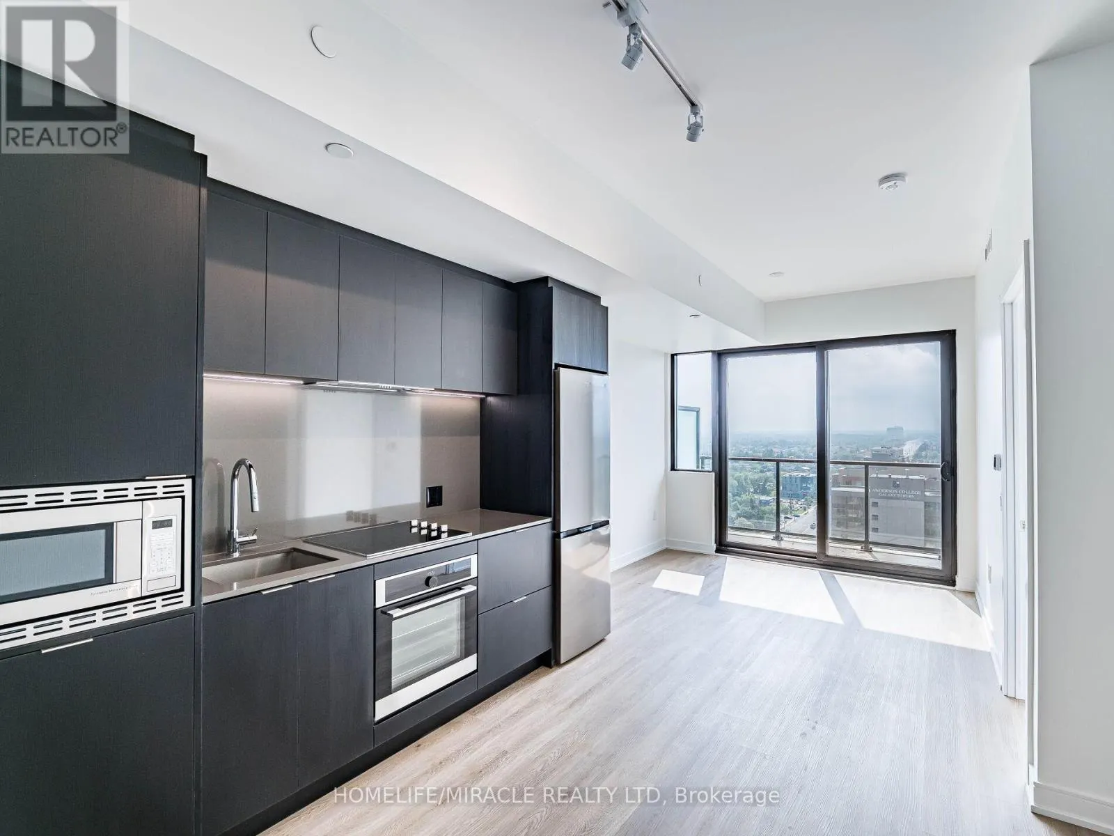 1804 - 3009 NOVAR ROAD