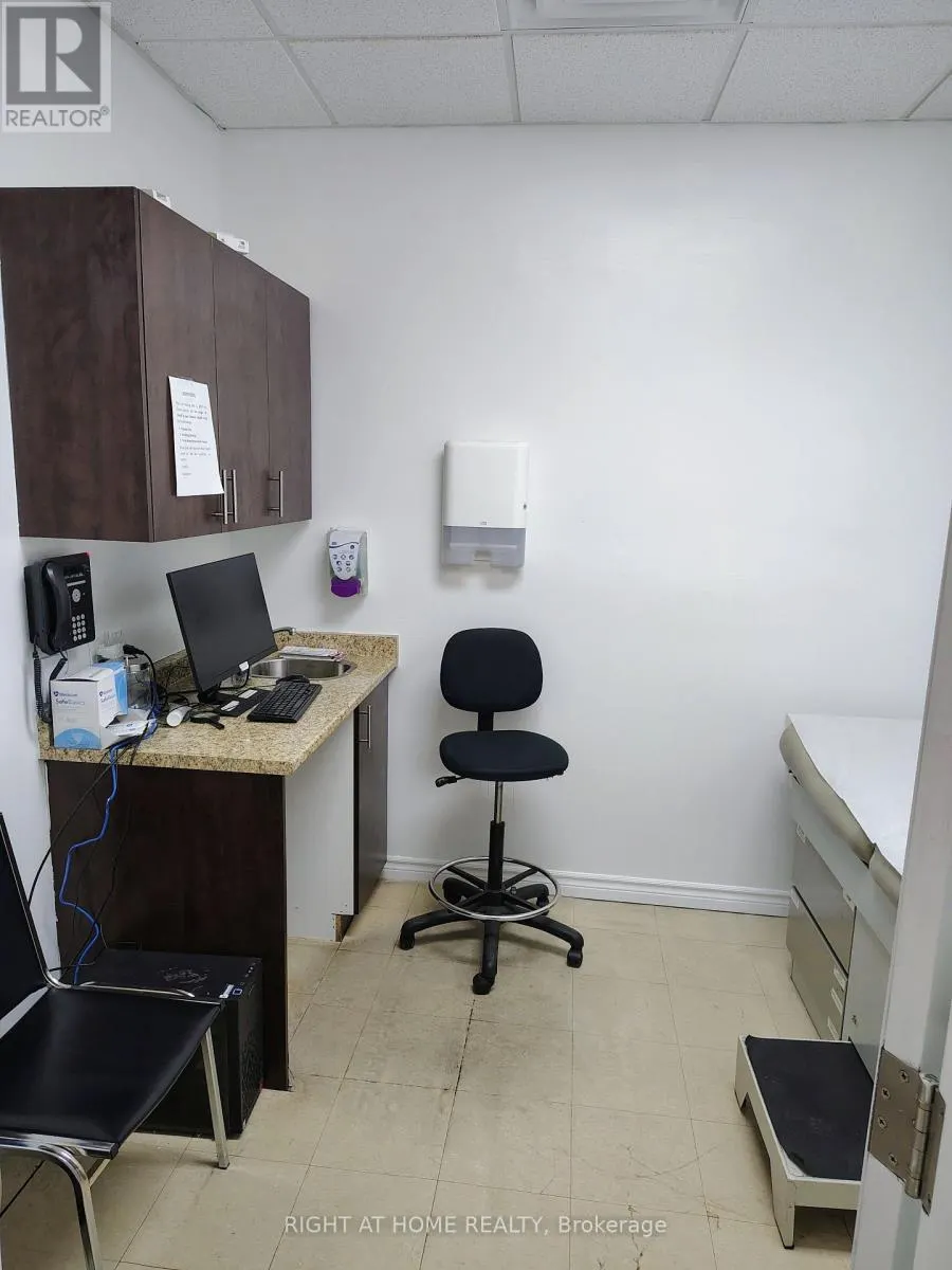 MAIN - 1254 BLOOR STREET W