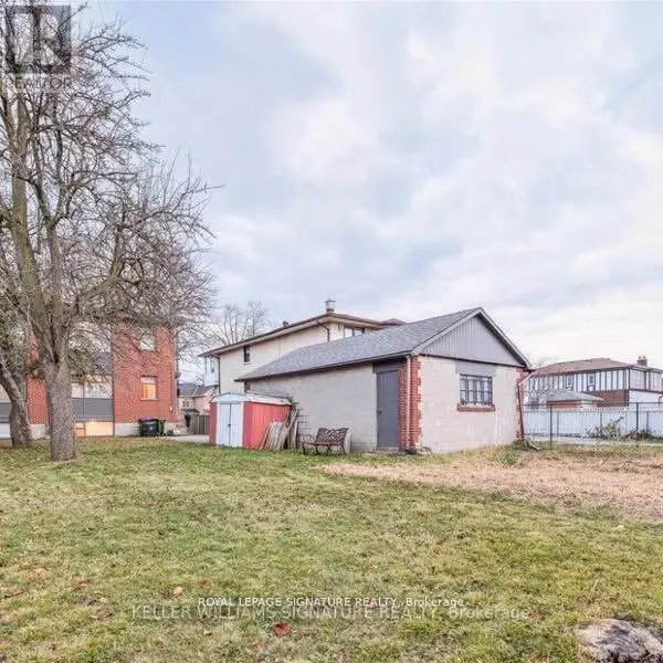 BSMNT - 214 QUEENSLEA AVENUE