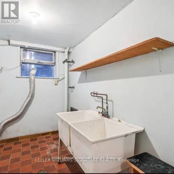 BSMNT - 214 QUEENSLEA AVENUE