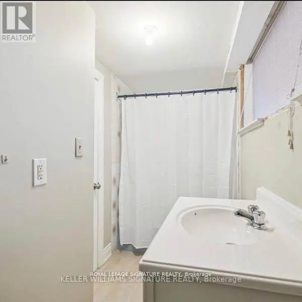 BSMNT - 214 QUEENSLEA AVENUE