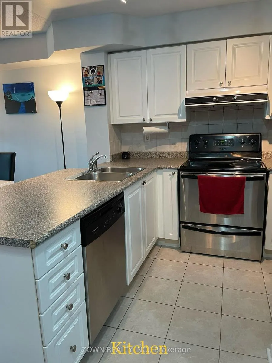 813 - 33 ELM DRIVE W