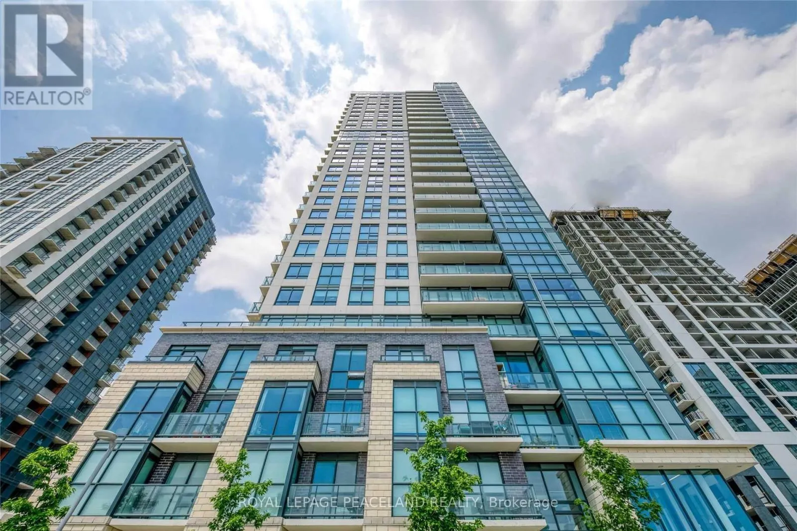1207 - 20 THOMAS RILEY ROAD