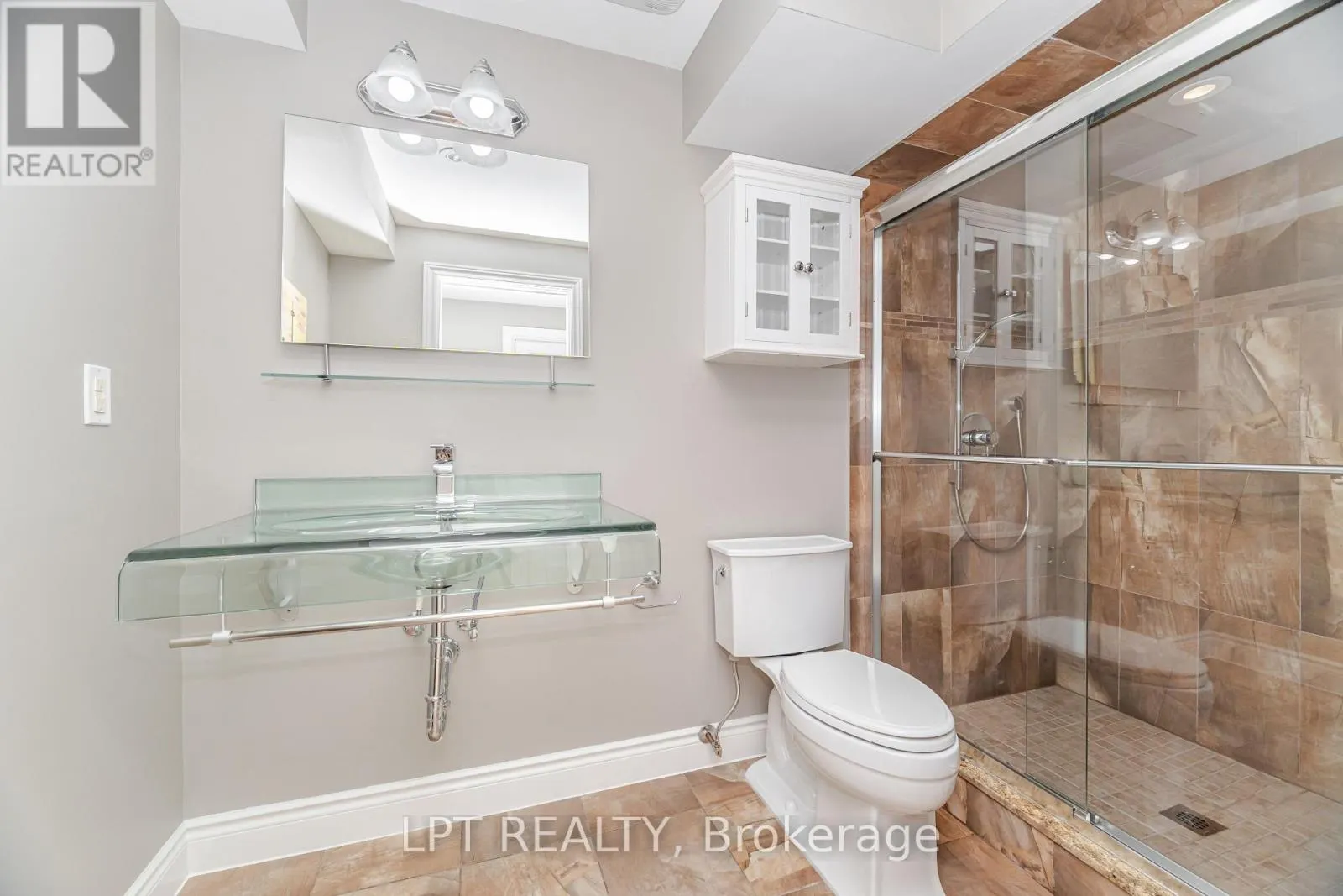 2270 DUNFOREST CRESCENT