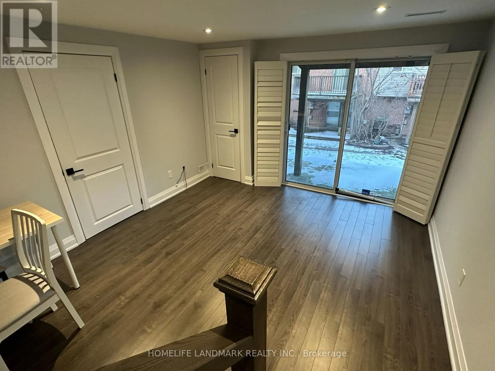 63 - 2398 BRITANNIA ROAD W