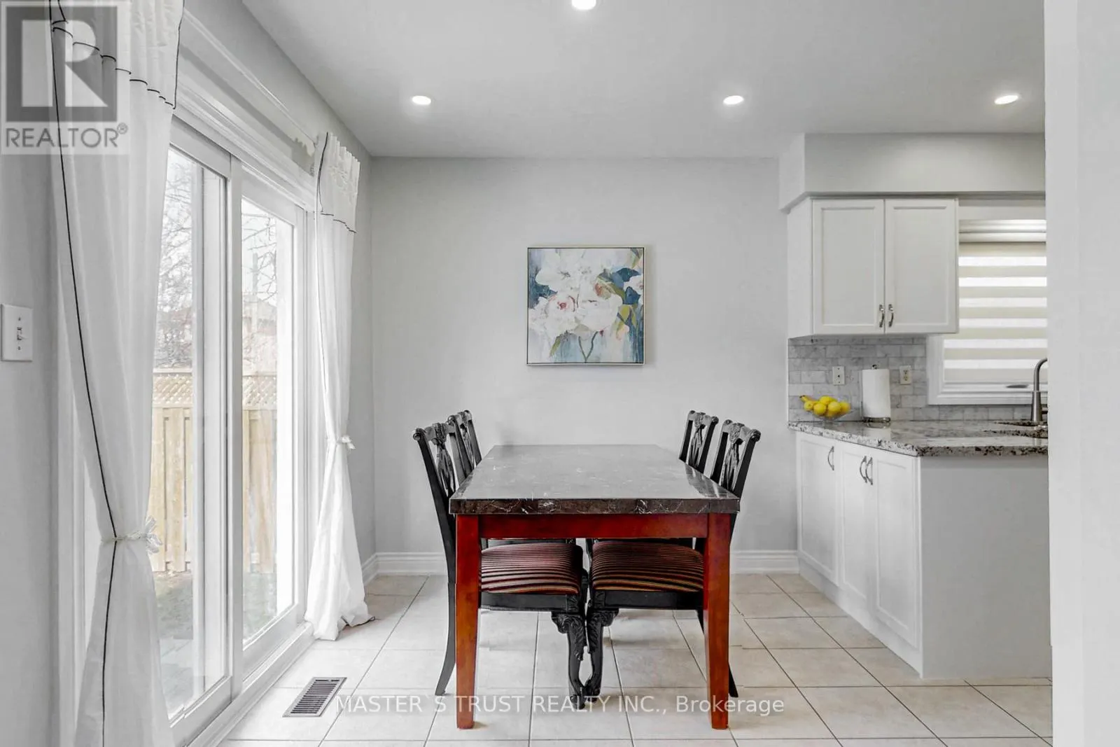 2035 SHADY GLEN ROAD