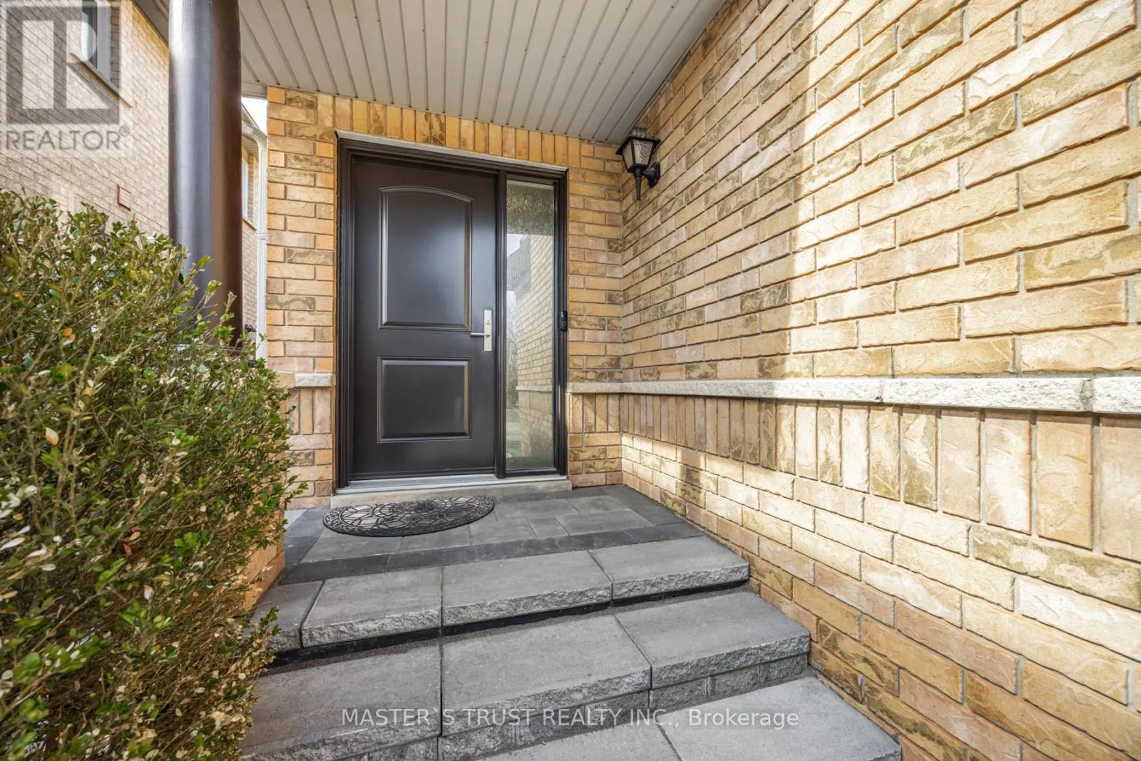 2035 SHADY GLEN ROAD