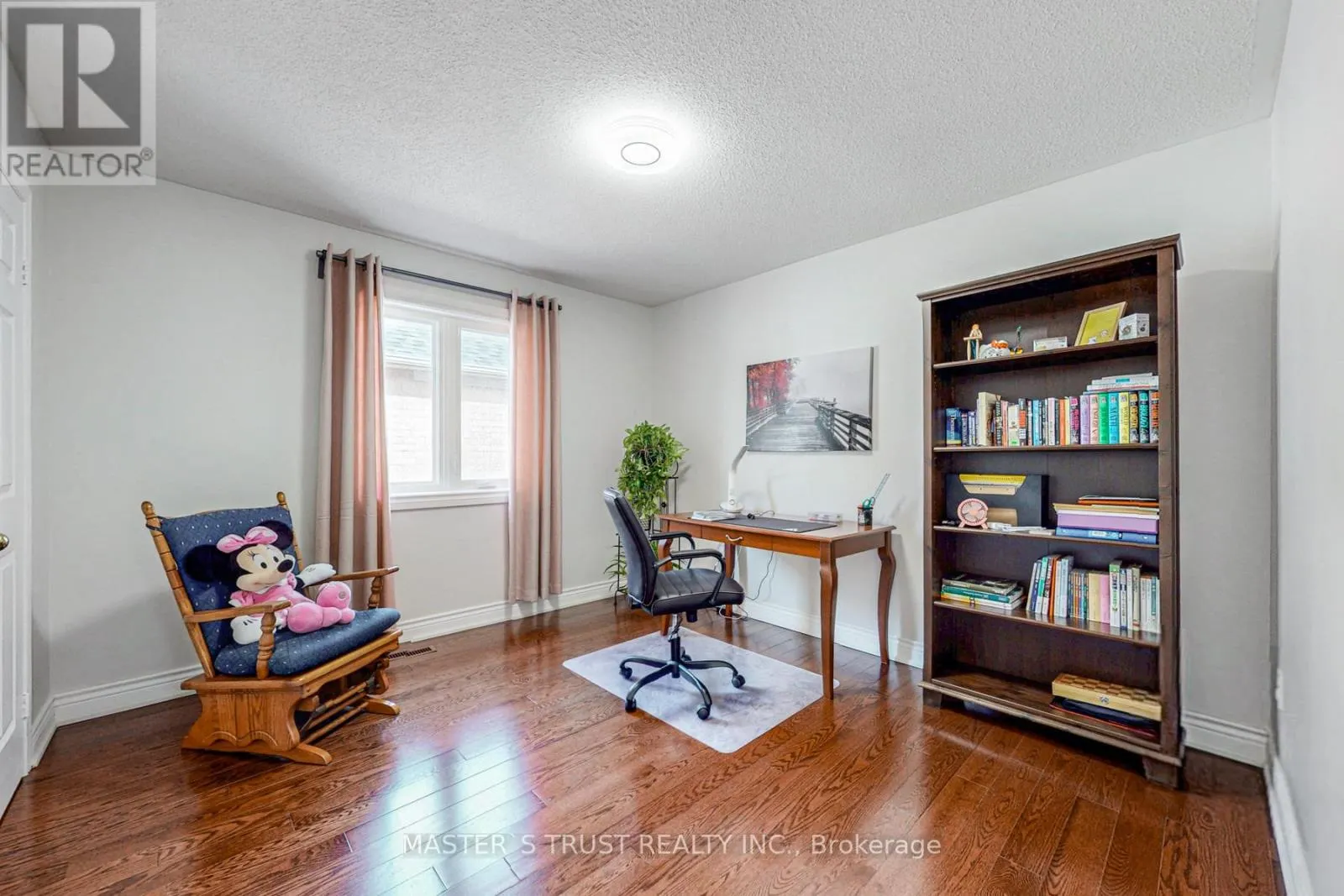 2035 SHADY GLEN ROAD