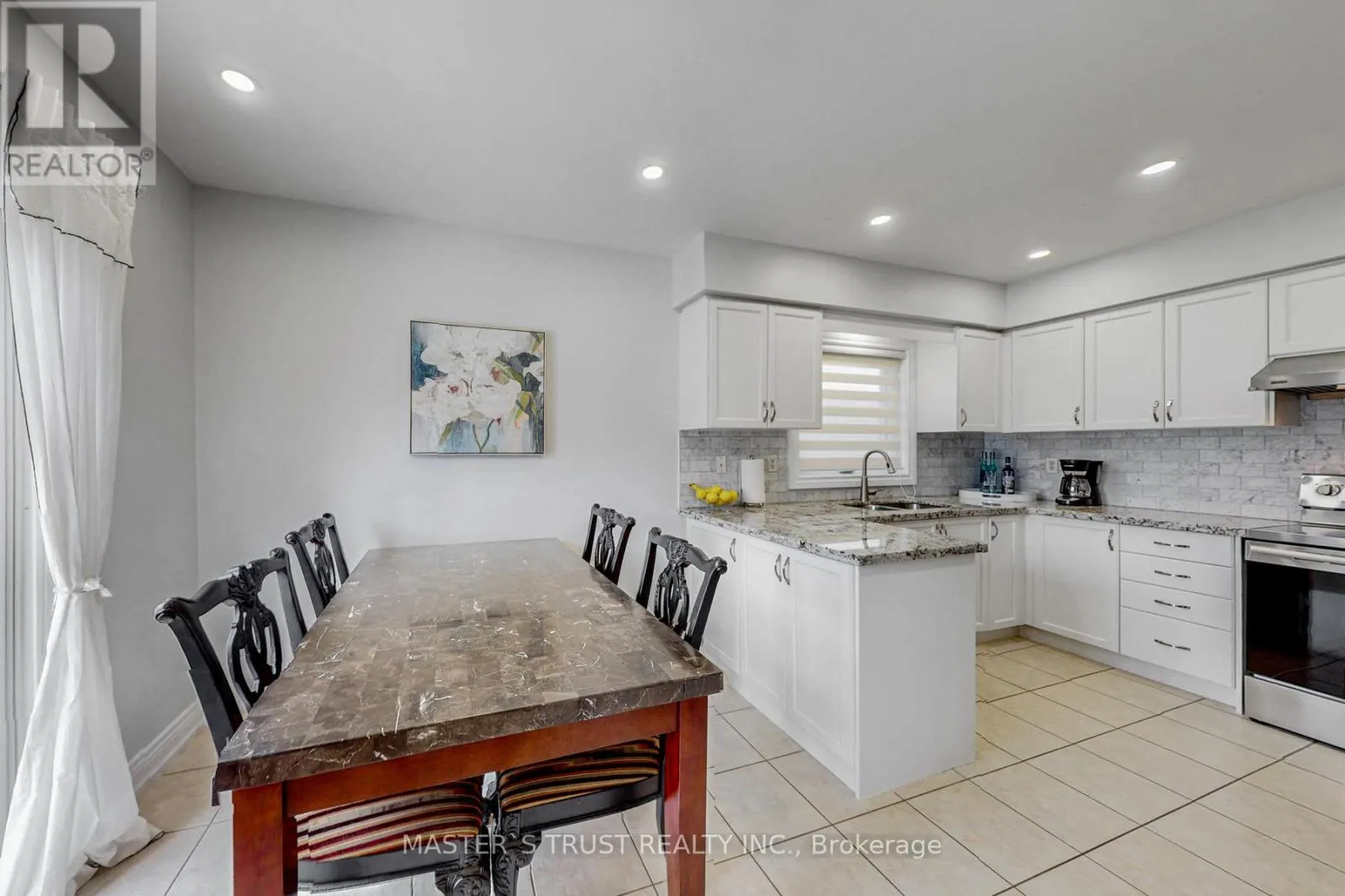 2035 SHADY GLEN ROAD